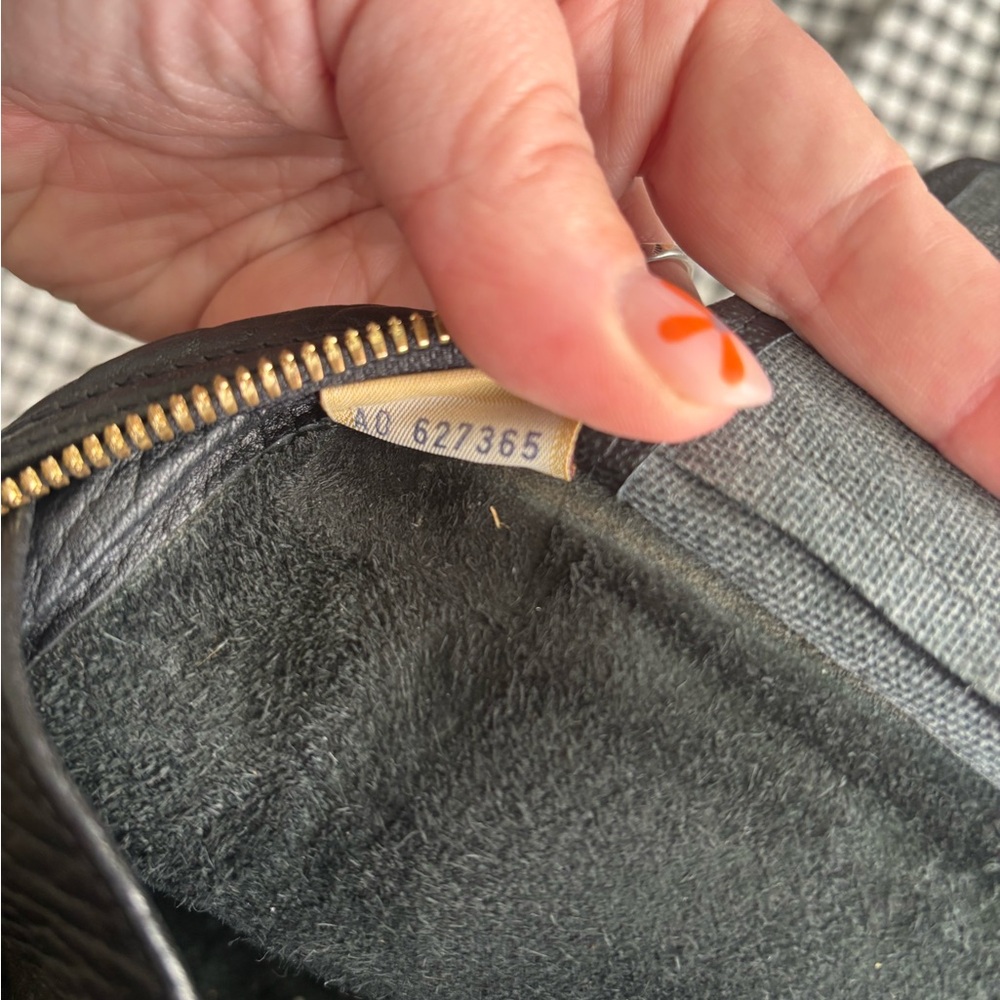 Dooney & Bourke Black Leather Crossbody Bag - Picture 5 of 7